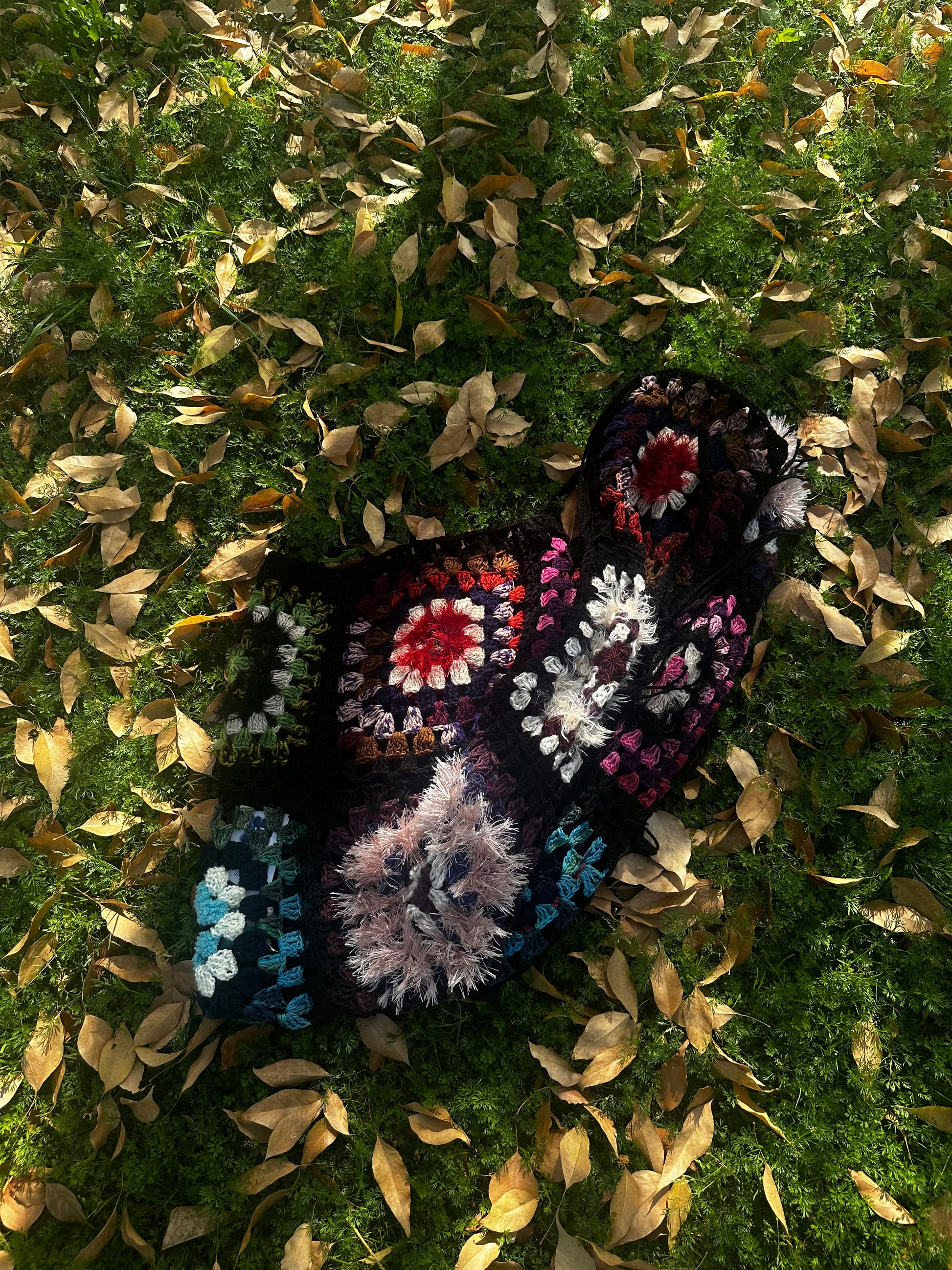 KROCHET KARDIGAN WITH FRINGE DETAILING IN CHOCOLATE SPRINKLES