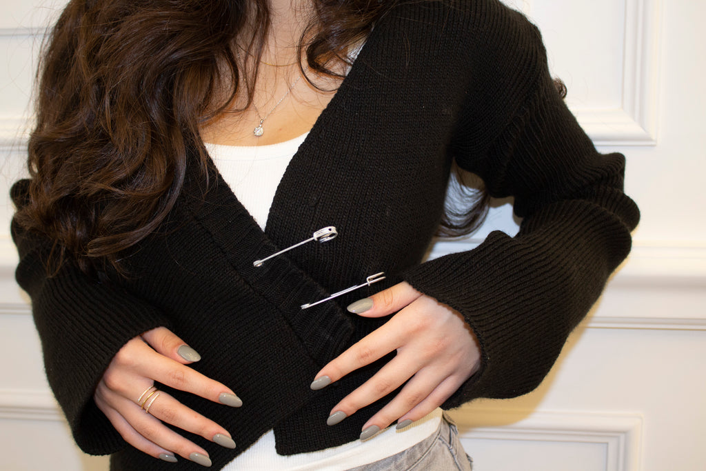 PIN-DETAIL ASYMMETRIC KNIT CARDIGAN
