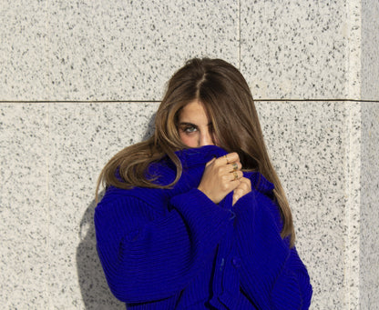 LIMITED EDITION STATEMENT KNIT CARDIGAN IN COBALT BLUE