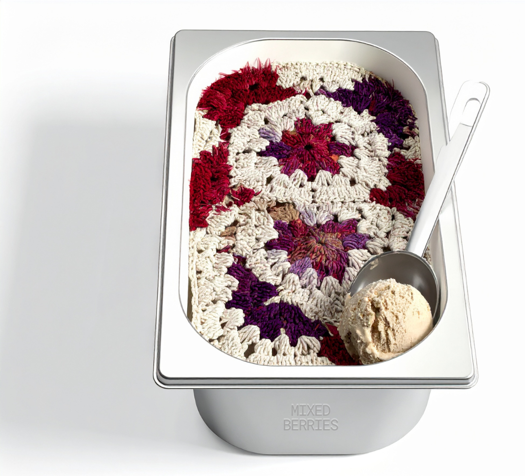 KROCHET KARDIGAN WITH FRINGE DETAILING IN MIXED BERRIES